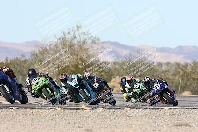 media/Dec-06-2025-CVMA (Sat) [[4a896cc04c]]/Race 4-Formula Middleweight/